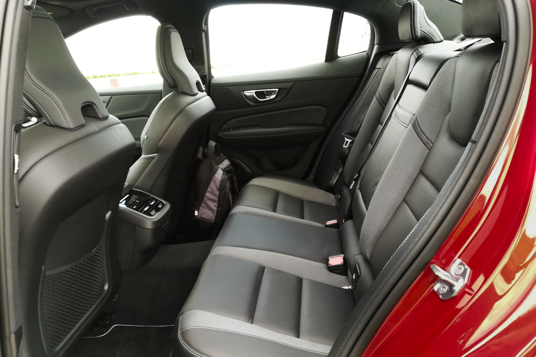 Volvo S60 T5 2019 test 