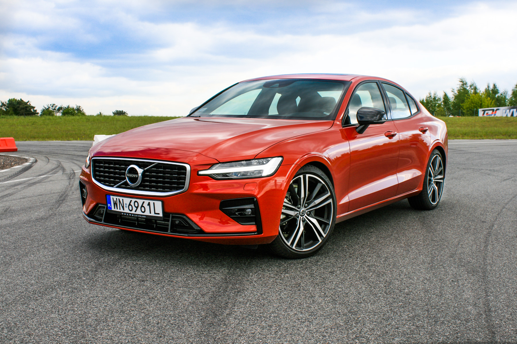 Volvo S60 T5 2019 test 