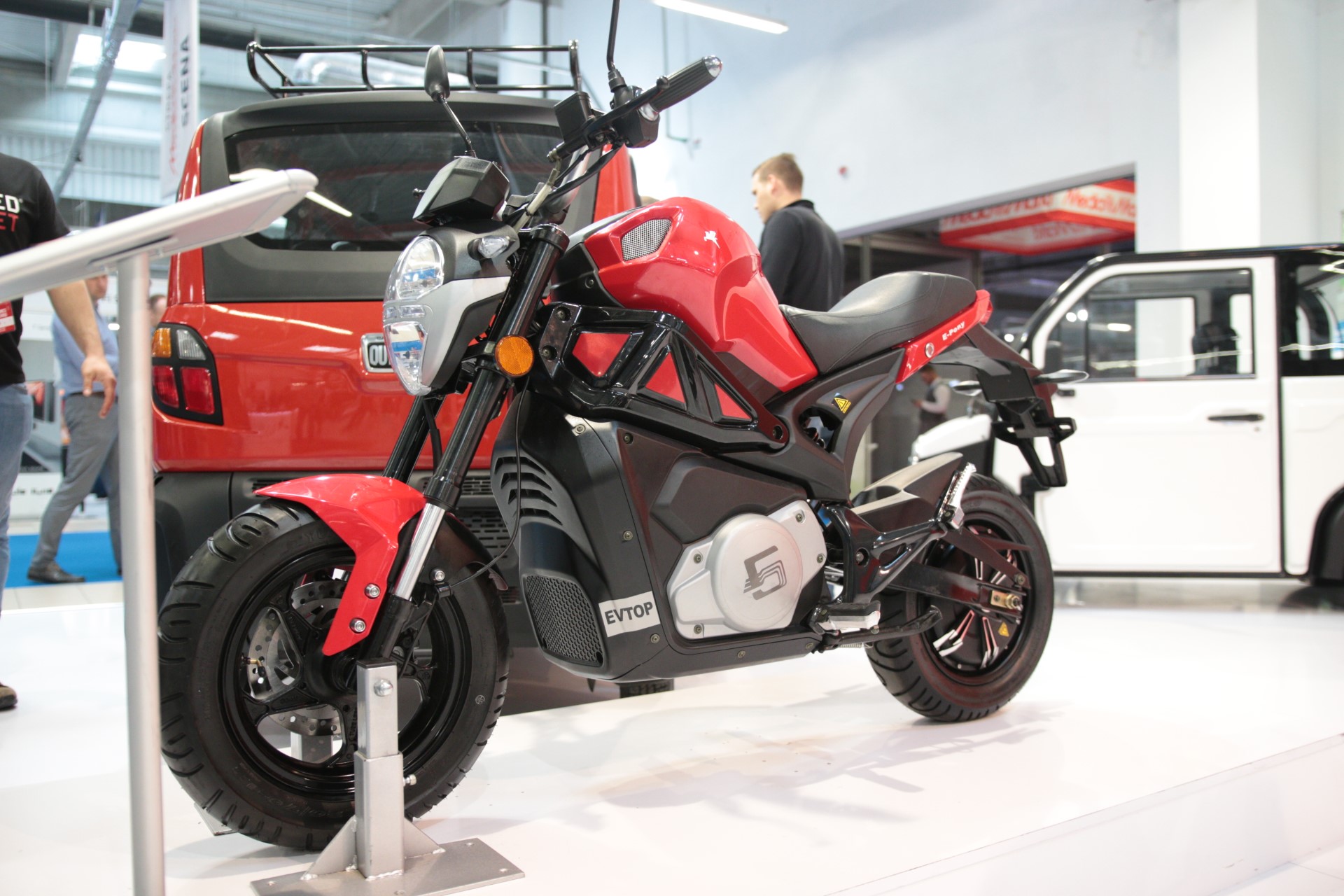 electronics-show-2019-1 