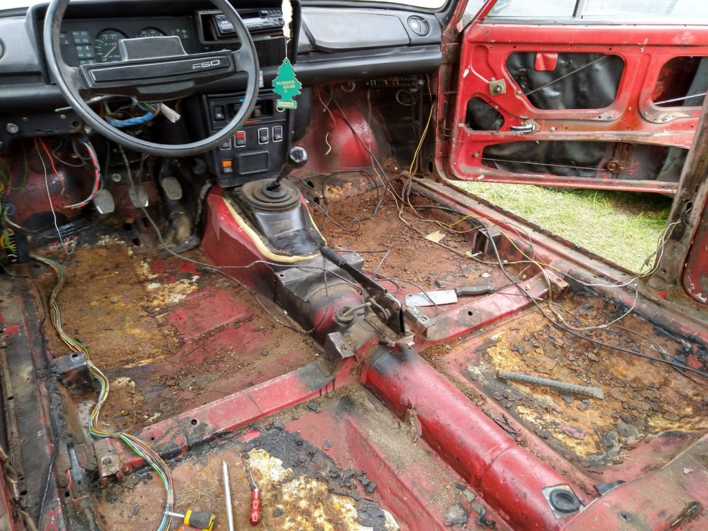 polski fiat 125p remont 