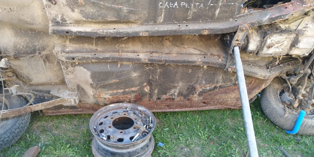 polski fiat 125p remont 