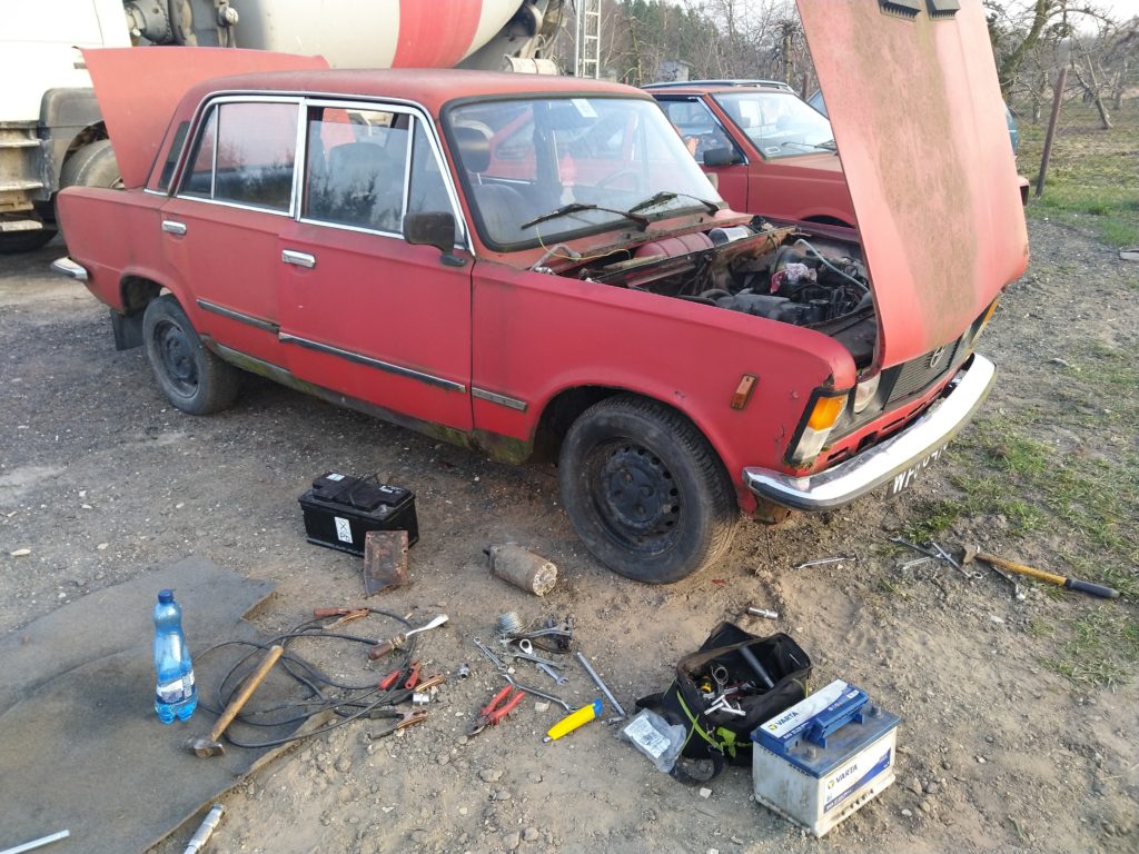 polski fiat 125p remont 