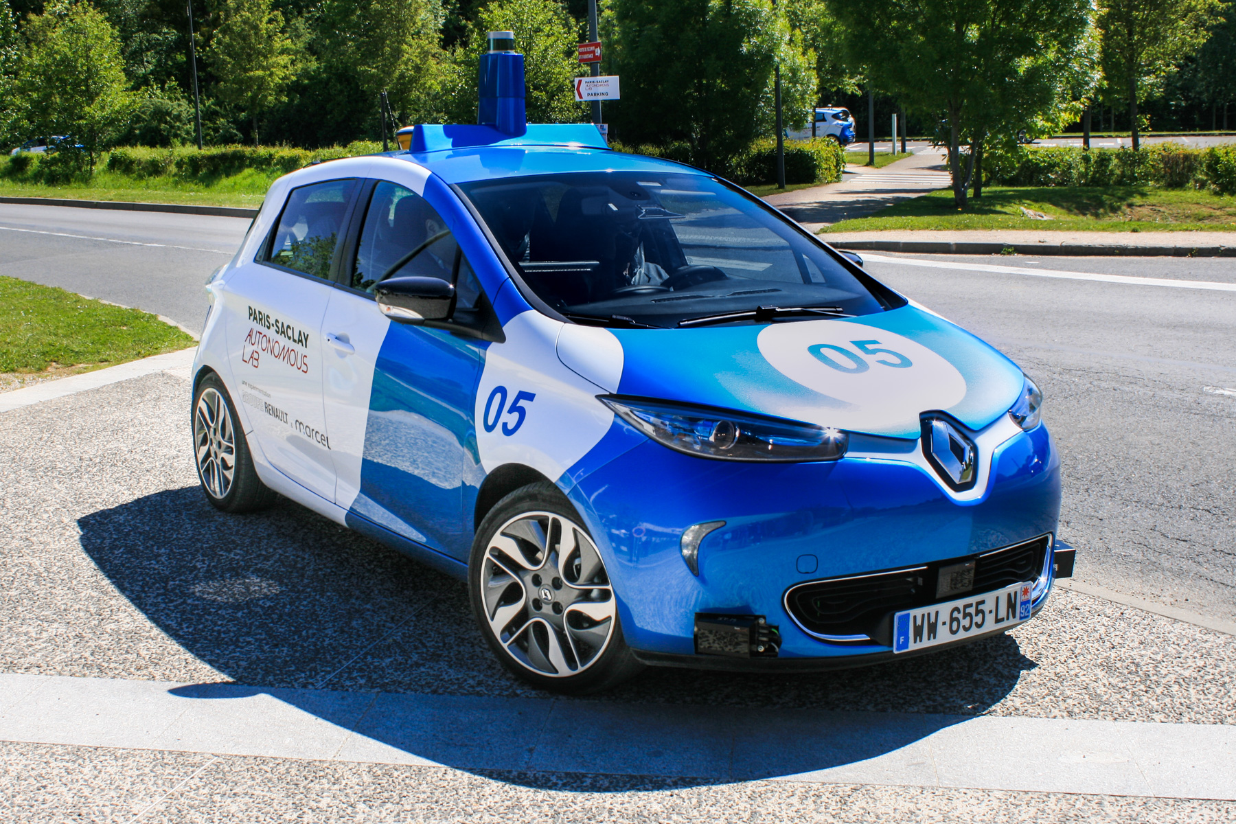Renault samochody autonomiczne testy 