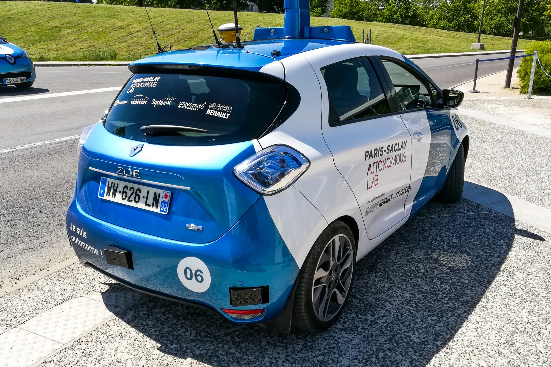 Renault samochody autonomiczne testy