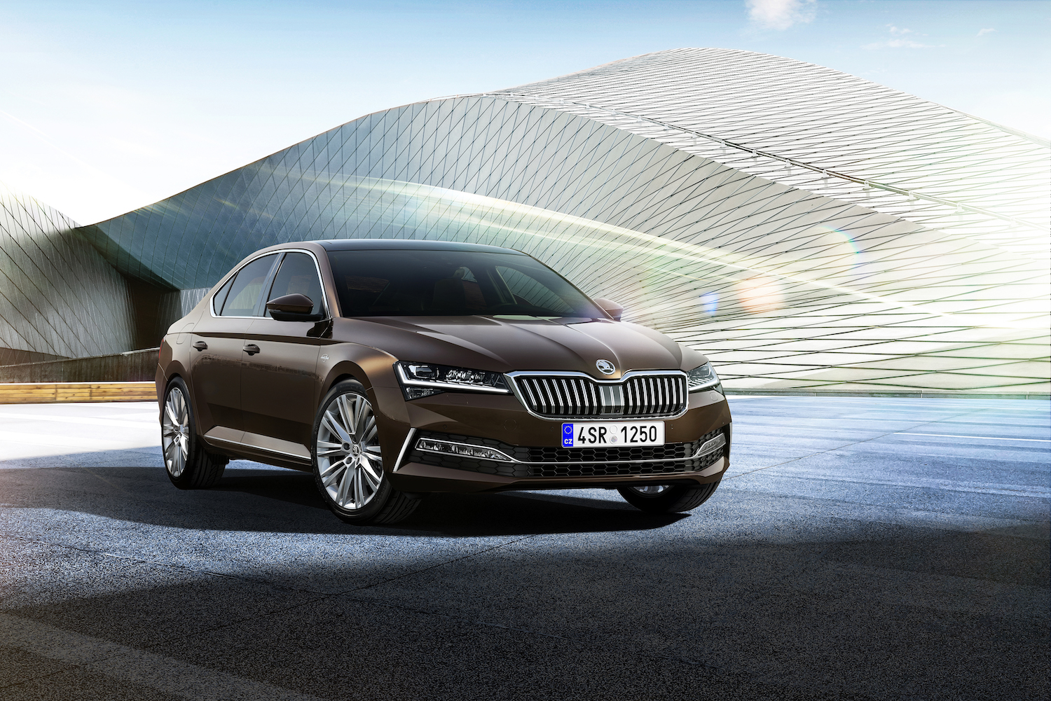 skoda superb lifting