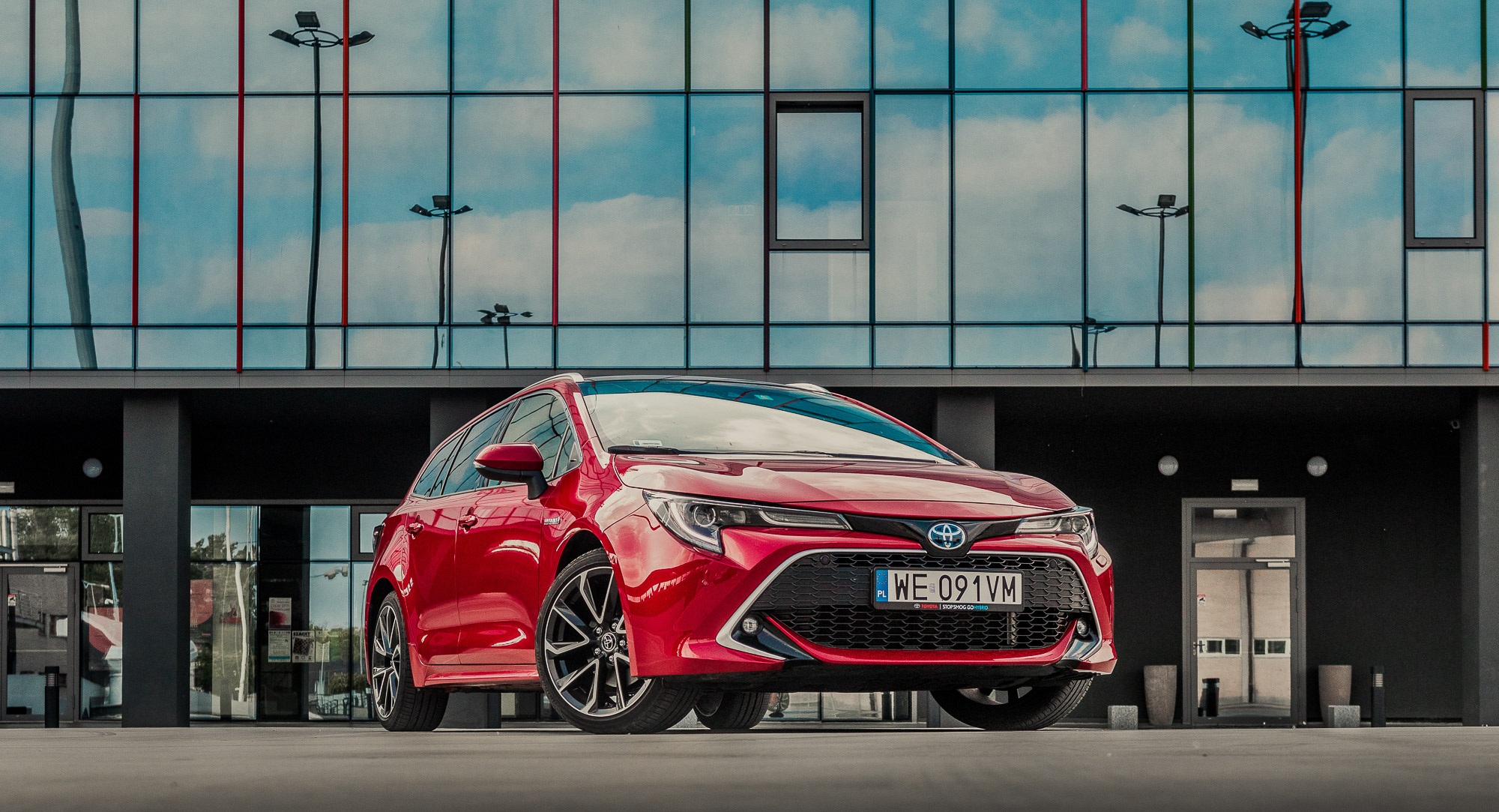 nowy opel astra konkurenci 