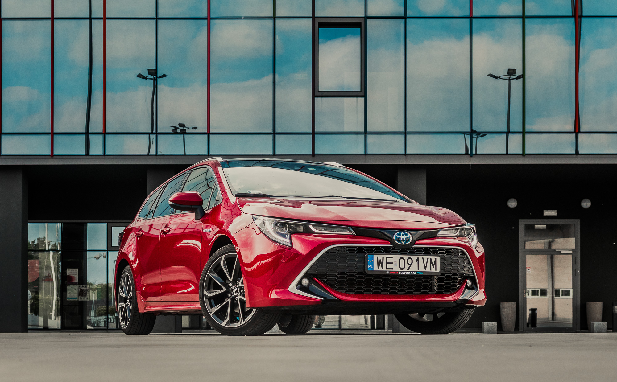 toyota-corolla-2-0-hybrid-test-2019-29 