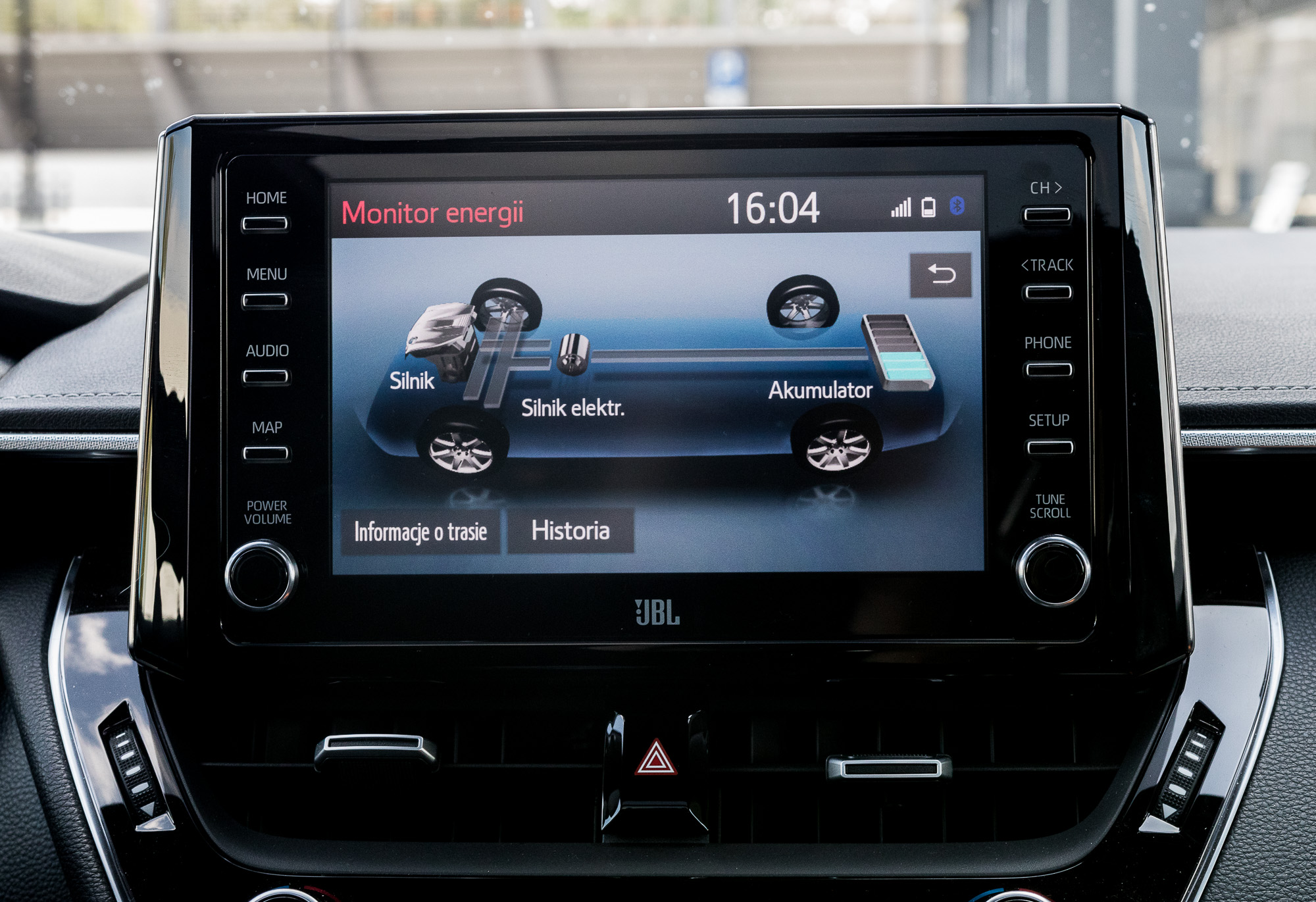 toyota-corolla-2-0-hybrid-test-2019-29 