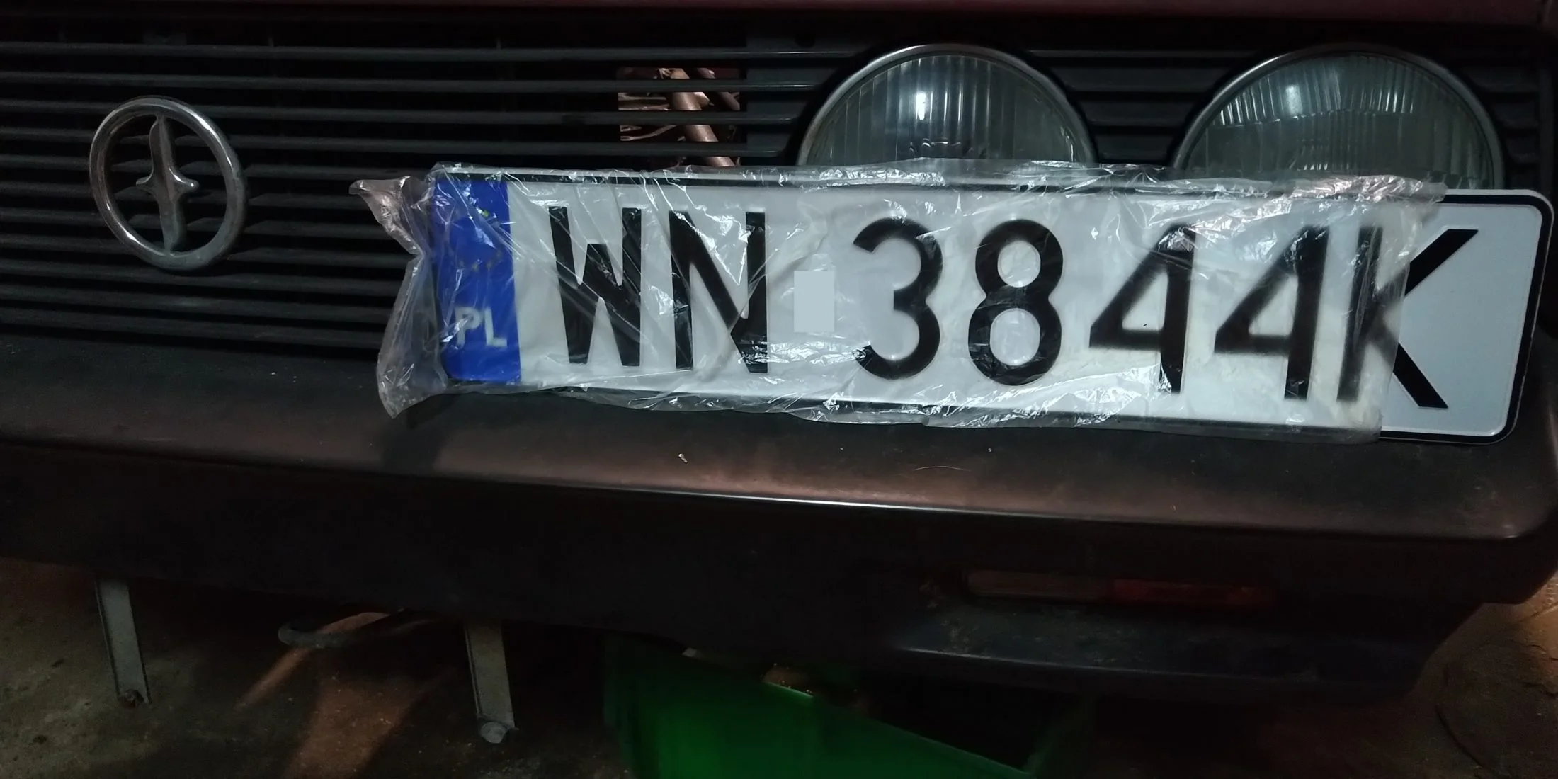wtórnik tablicy rejestracyjnej