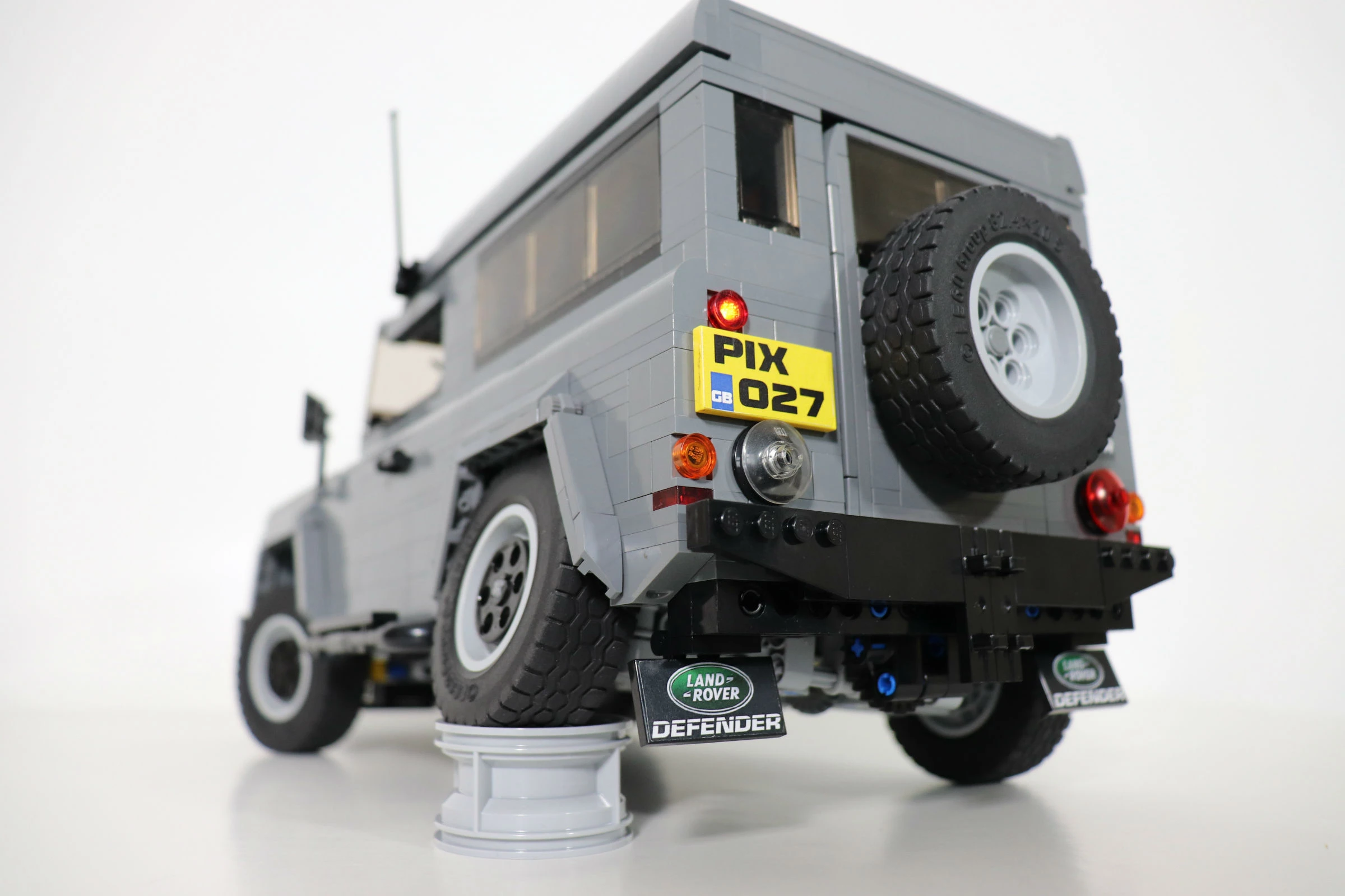 LEGO Land Rover Defender 