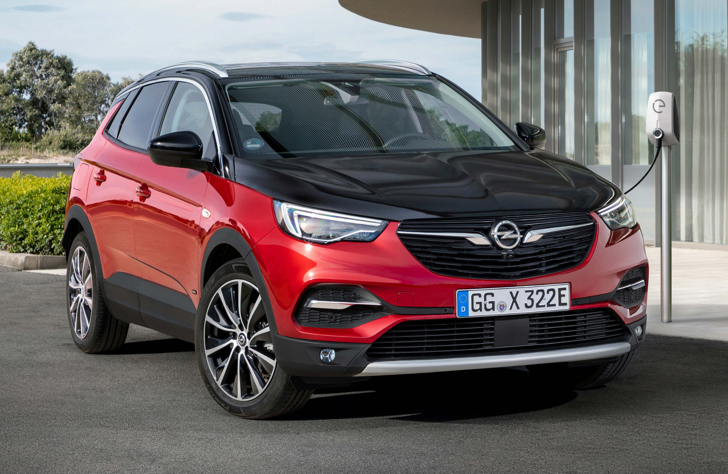 Opel Grandland X Hybrid4 