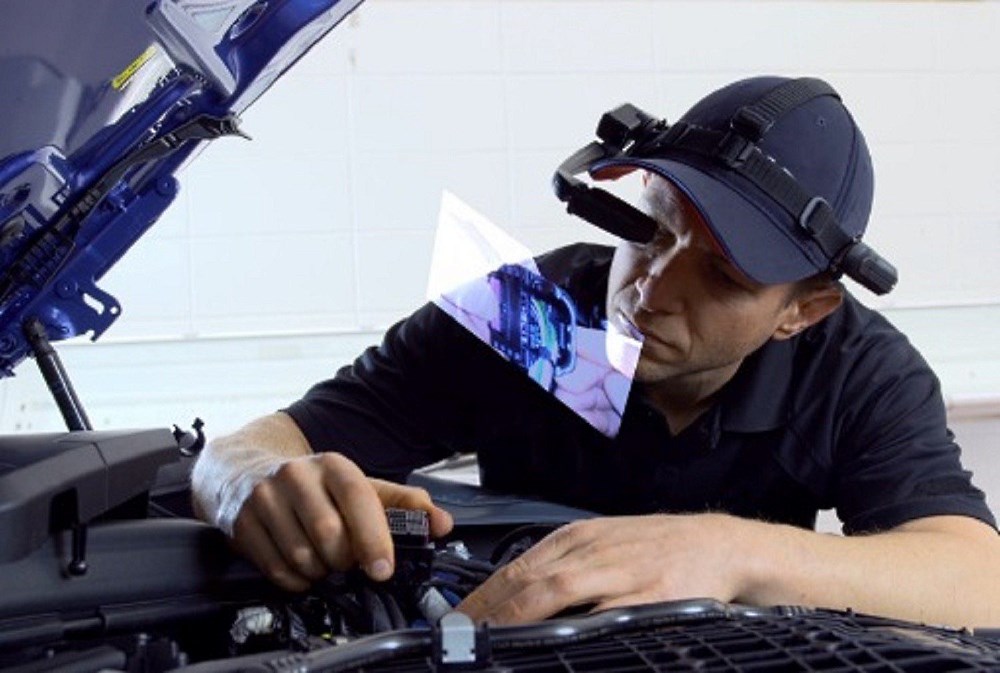 BMW serwis okulary rozszerzona rzeczywistość 
