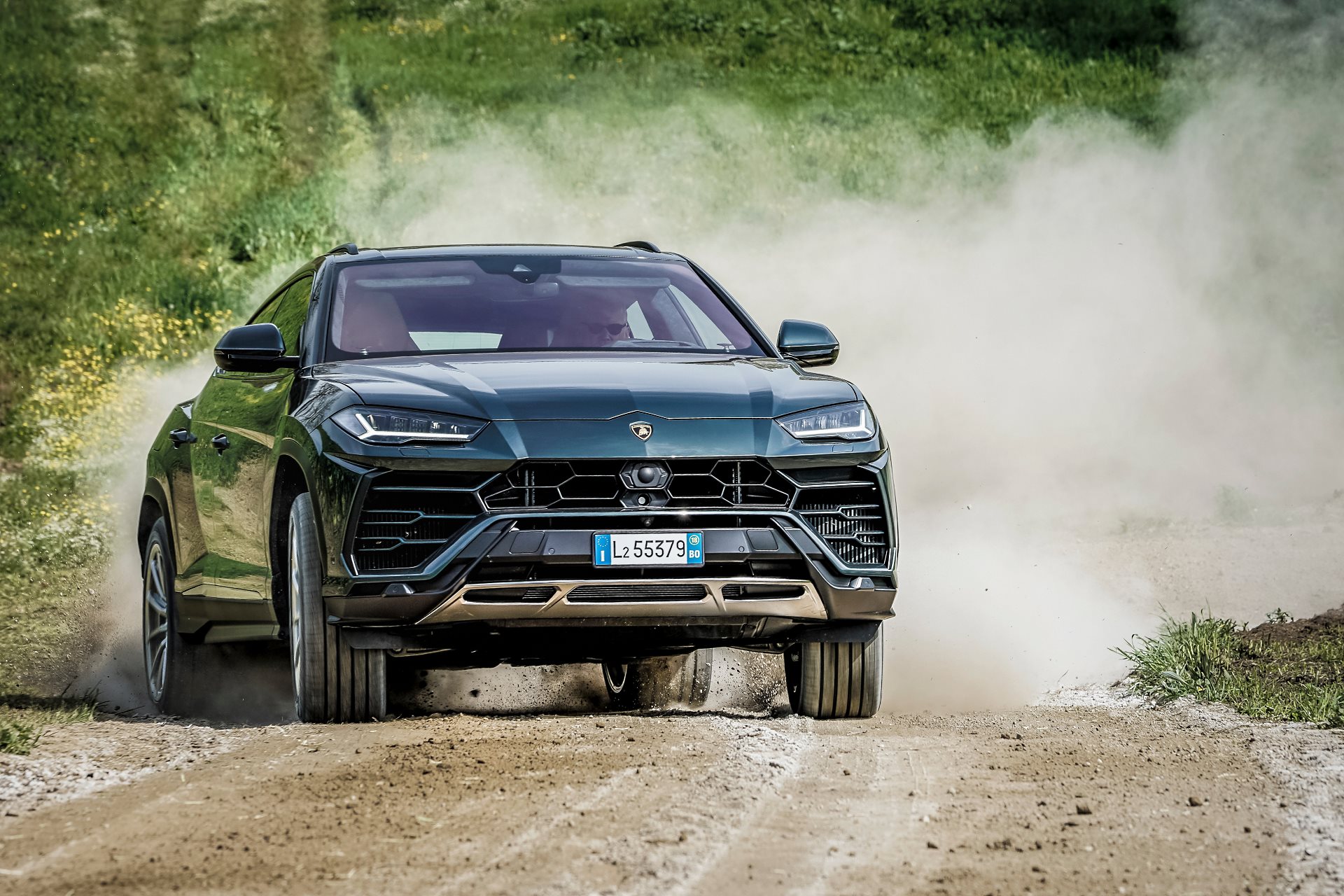lamborghini urus po liftingu