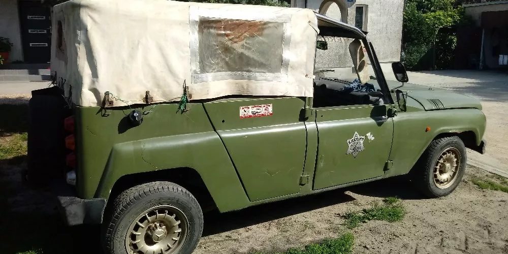 mercedes w123 uaz samochód sam
