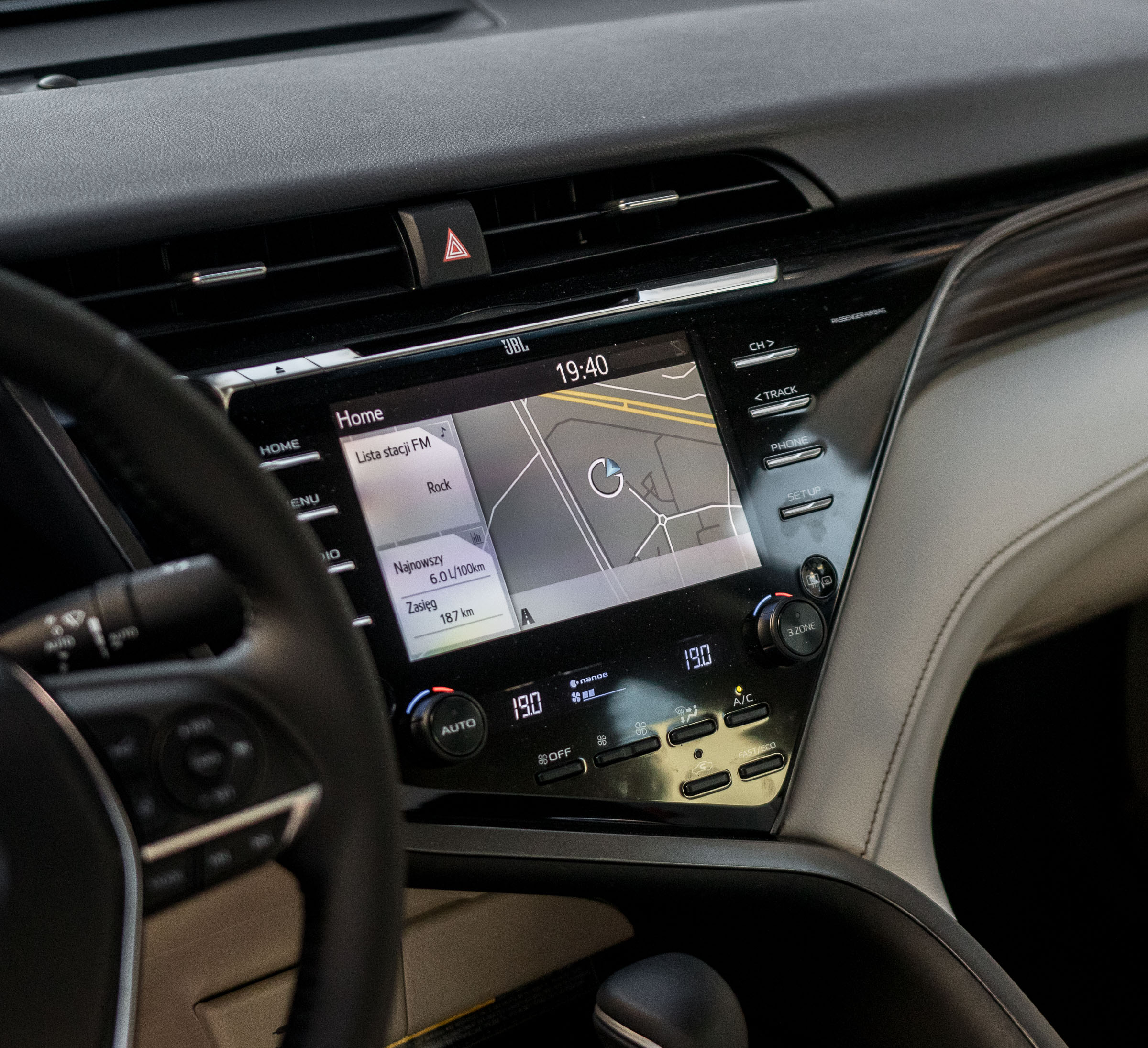 toyota camry 2019 test 