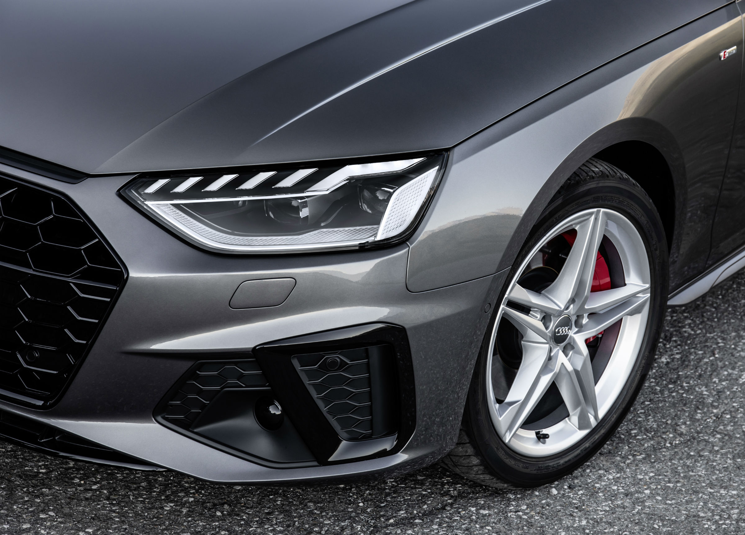 nowe audi a4 