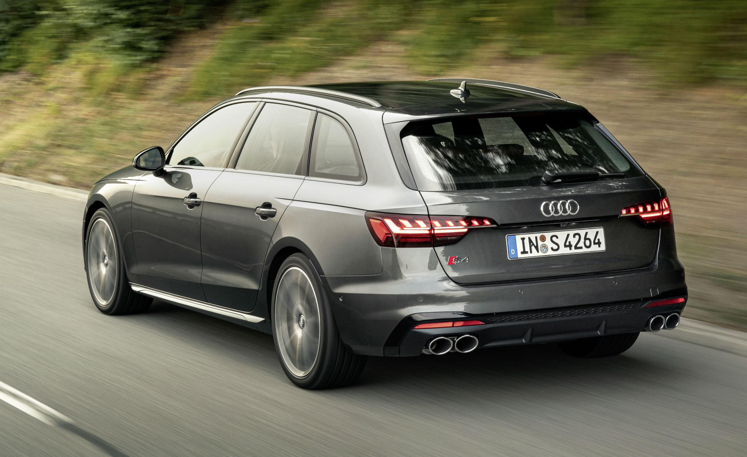 nowe audi a4 