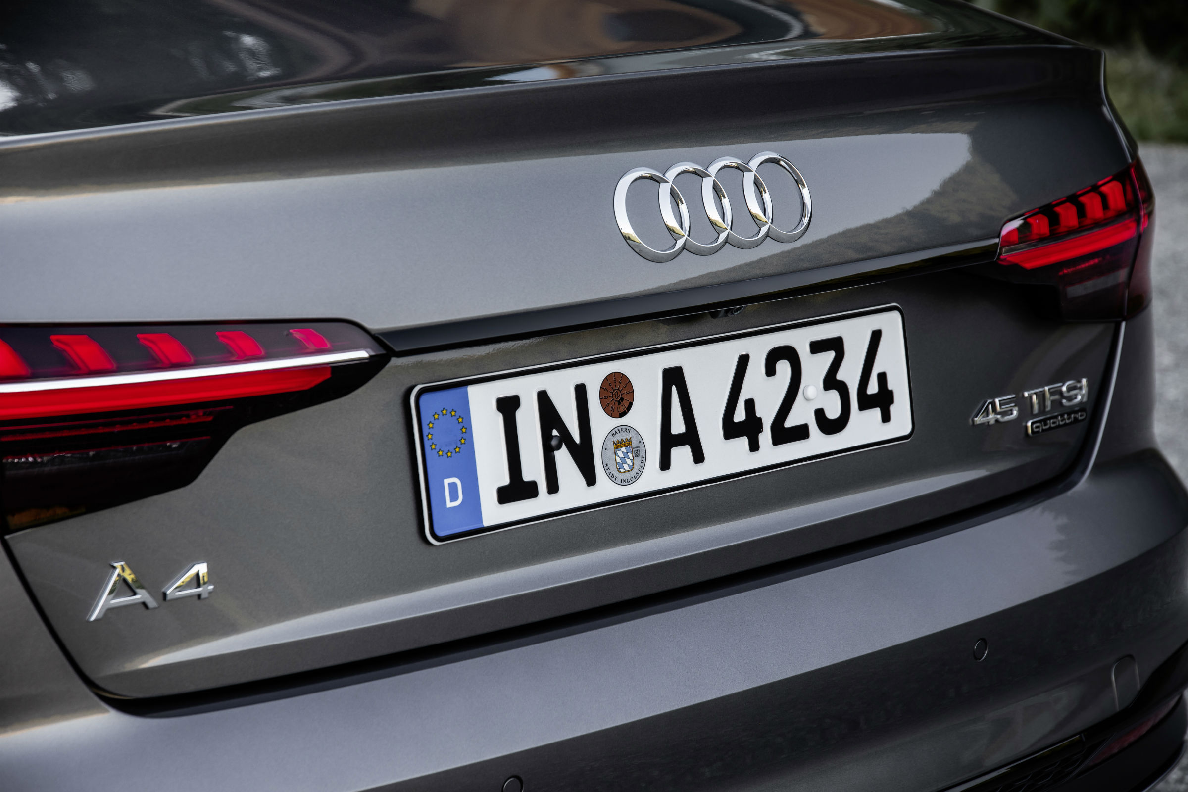 nowe audi a4 