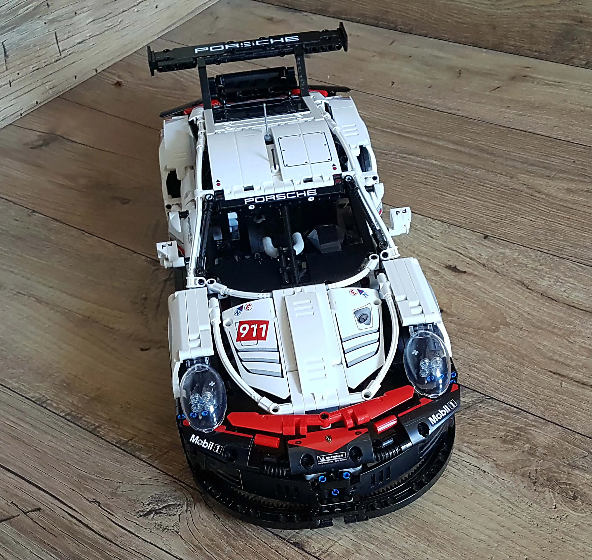Lego 42096 Porsche 911 RSR 