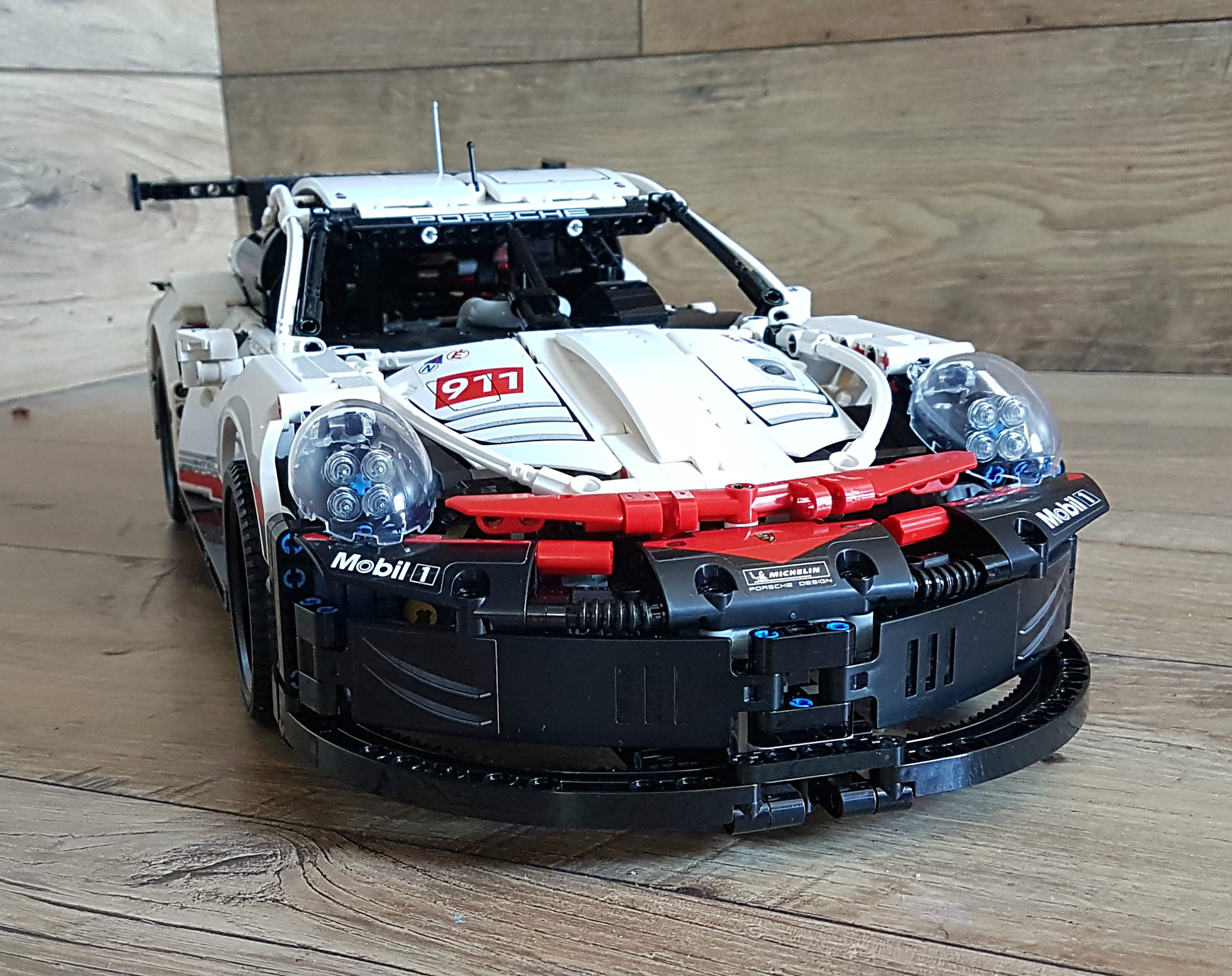 Lego 42096 Porsche 911 RSR 