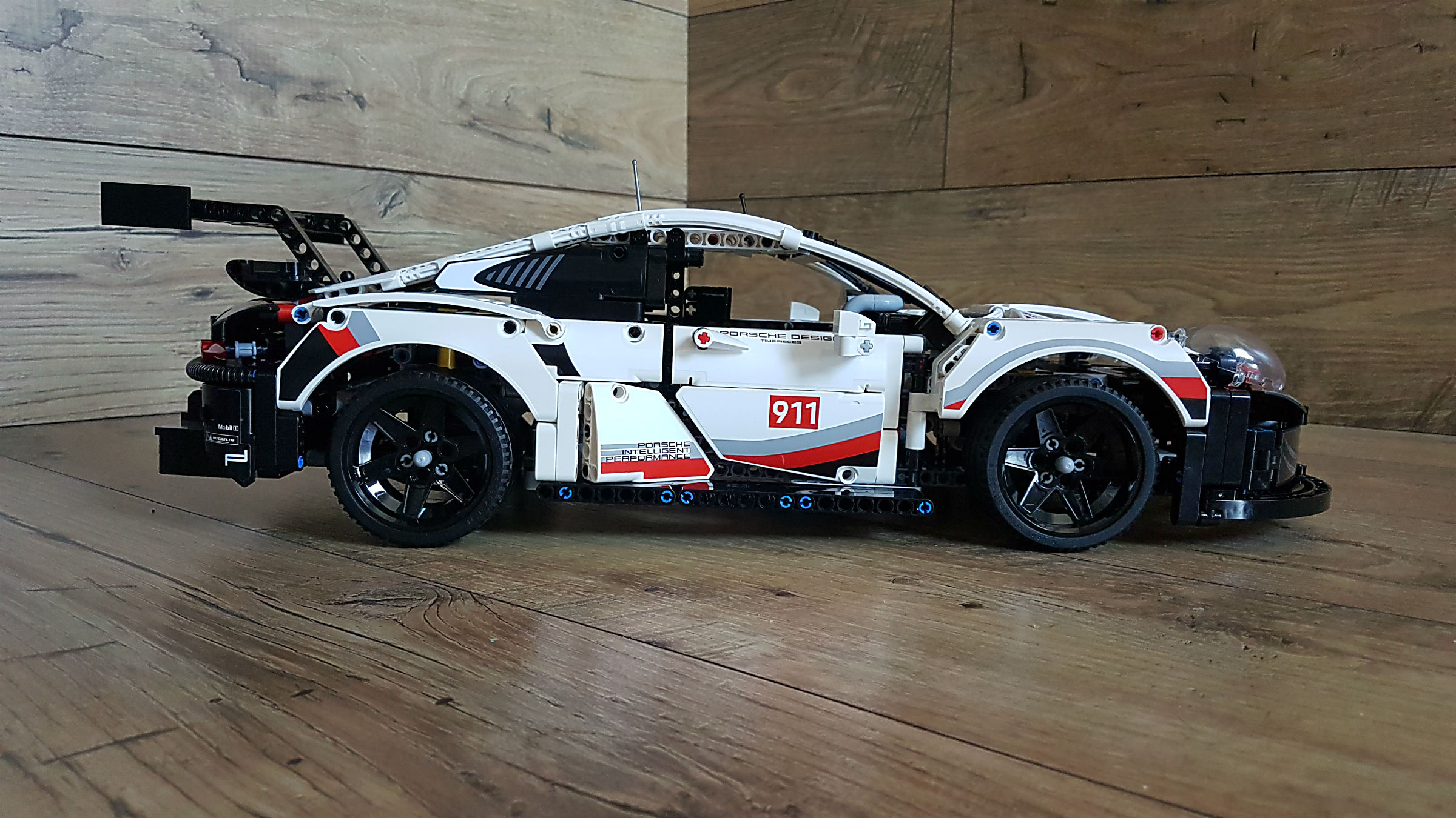 Lego 42096 Porsche 911 RSR 