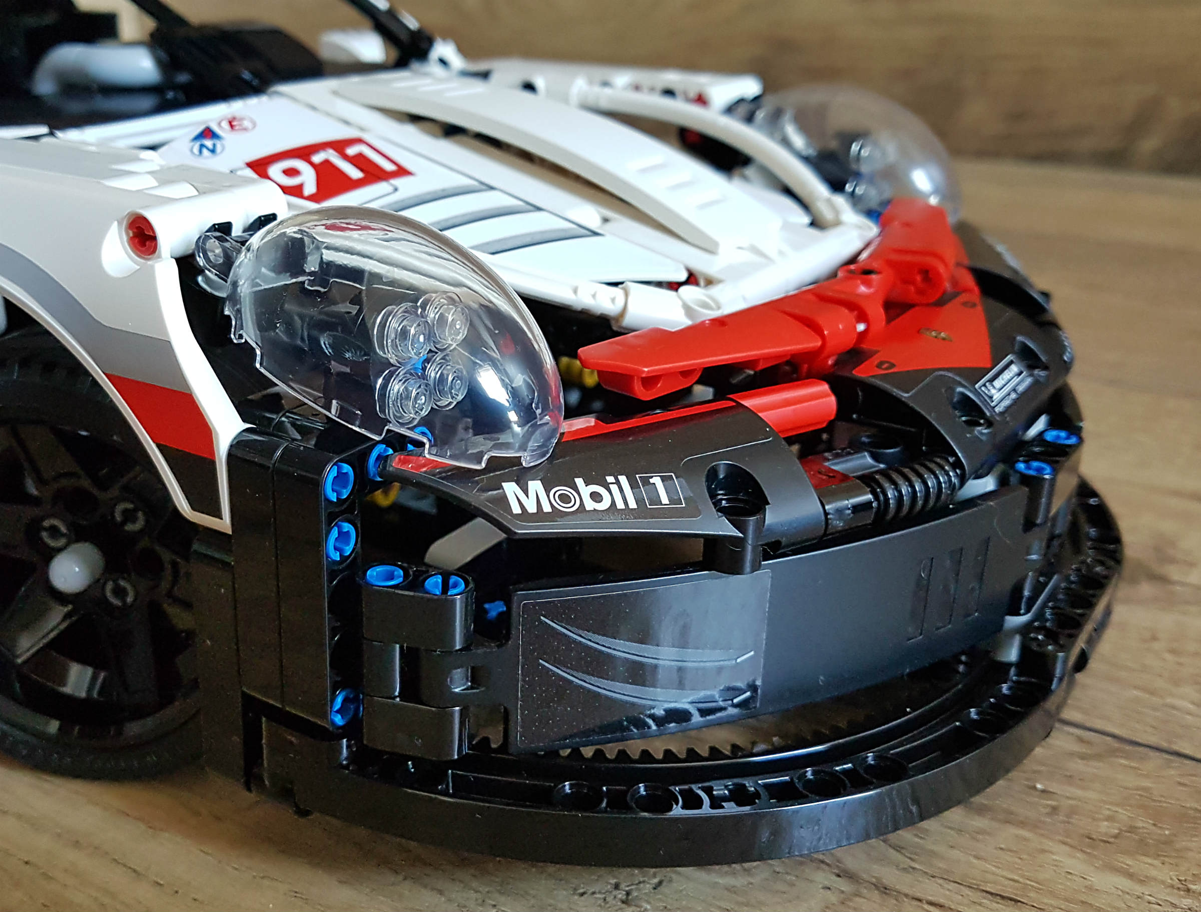 Lego 42096 Porsche 911 RSR 