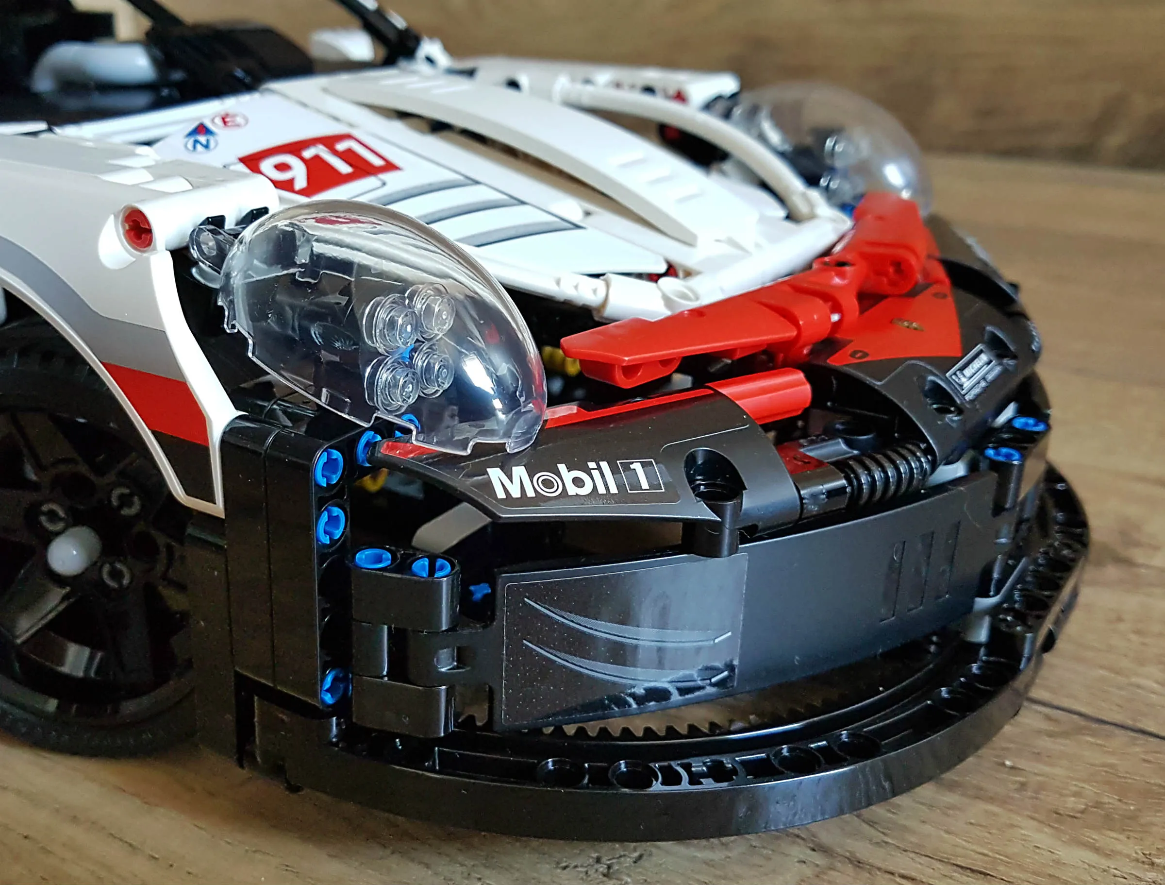Lego 42096 Porsche 911 RSR 