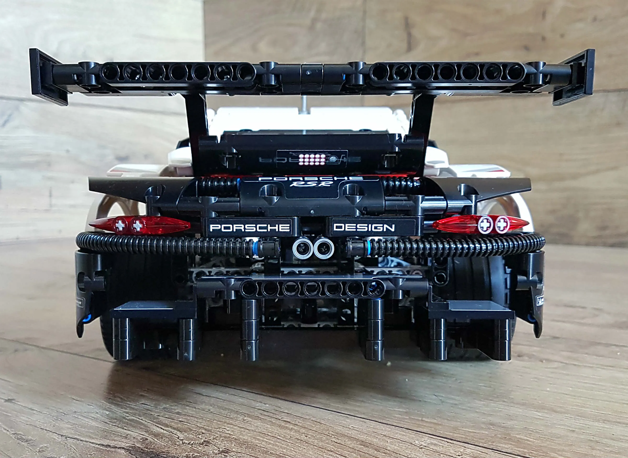 Lego 42096 Porsche 911 RSR 