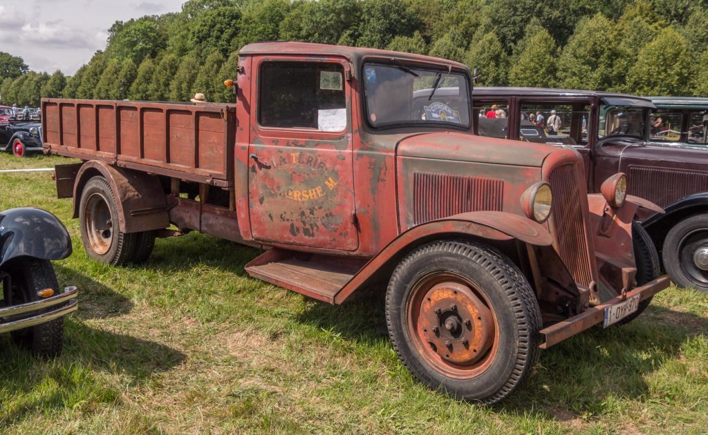 Ten Citroen objechał sobie kulę ziemską. Tak trzeba żyć. 
