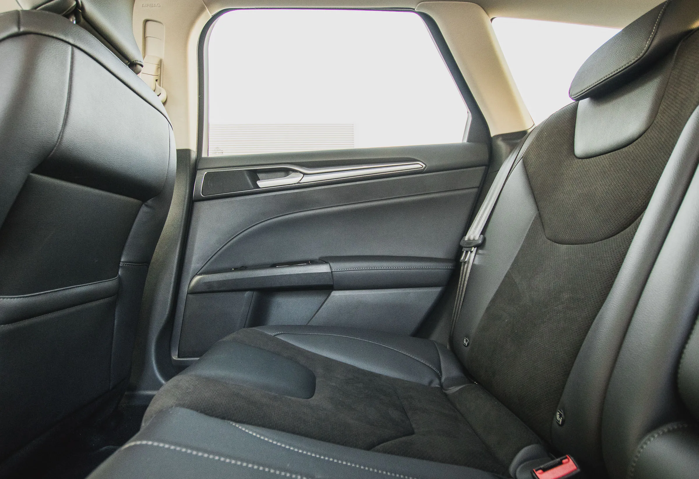 Ford Mondeo Hybrid kombi 2019
