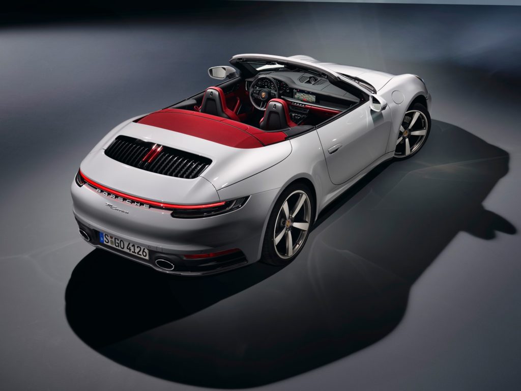 911 Cayman 