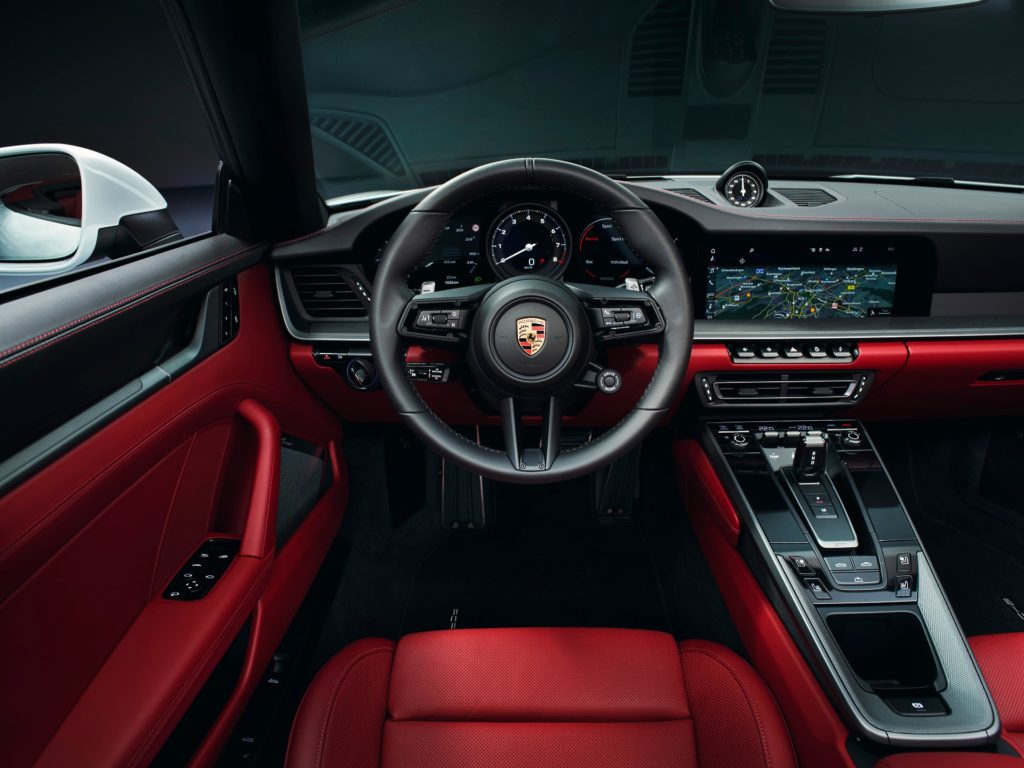 911 Cayman 