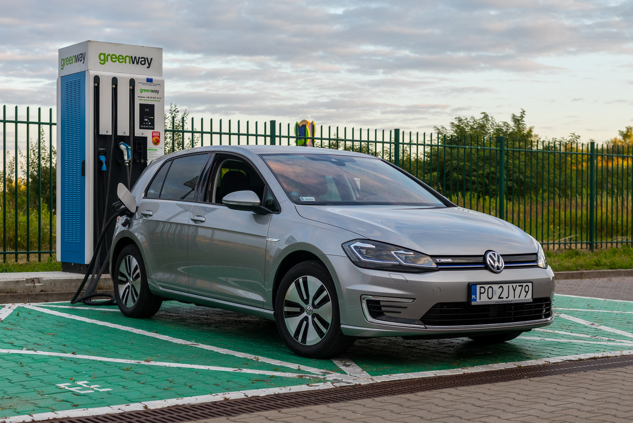 volkswagen e-golf zasięg 