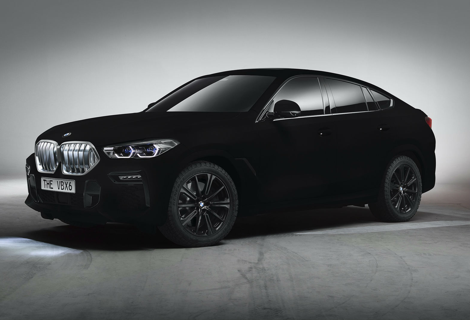BMW X6 Vantablack 