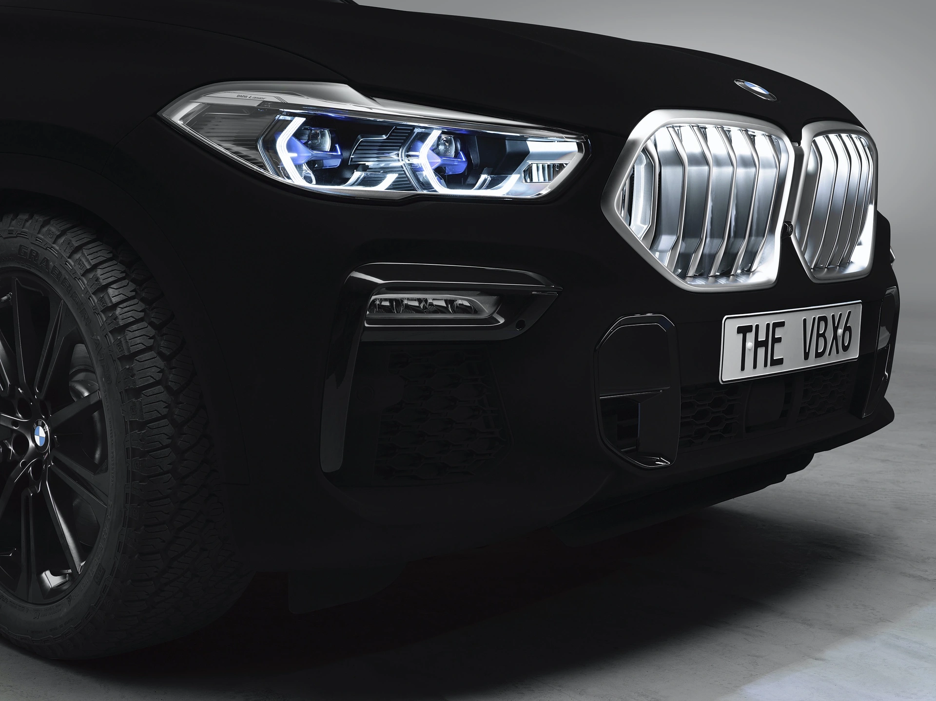 BMW X6 Vantablack 