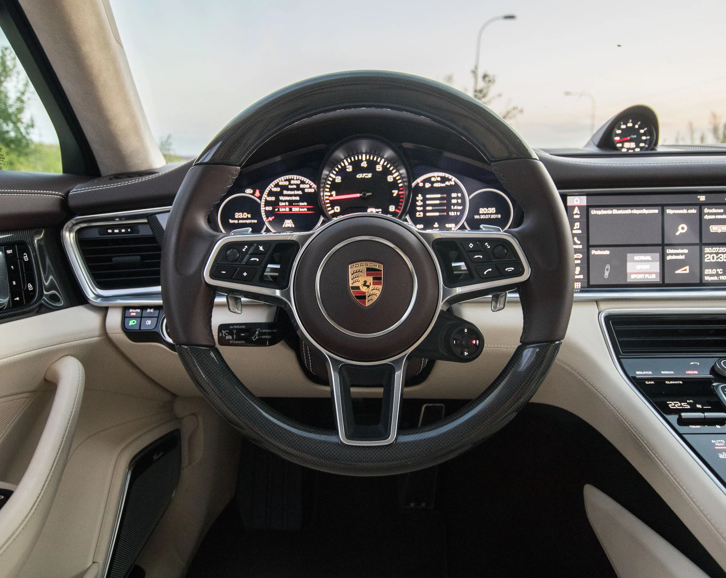 Porsche Panamera GTS 2019 test 