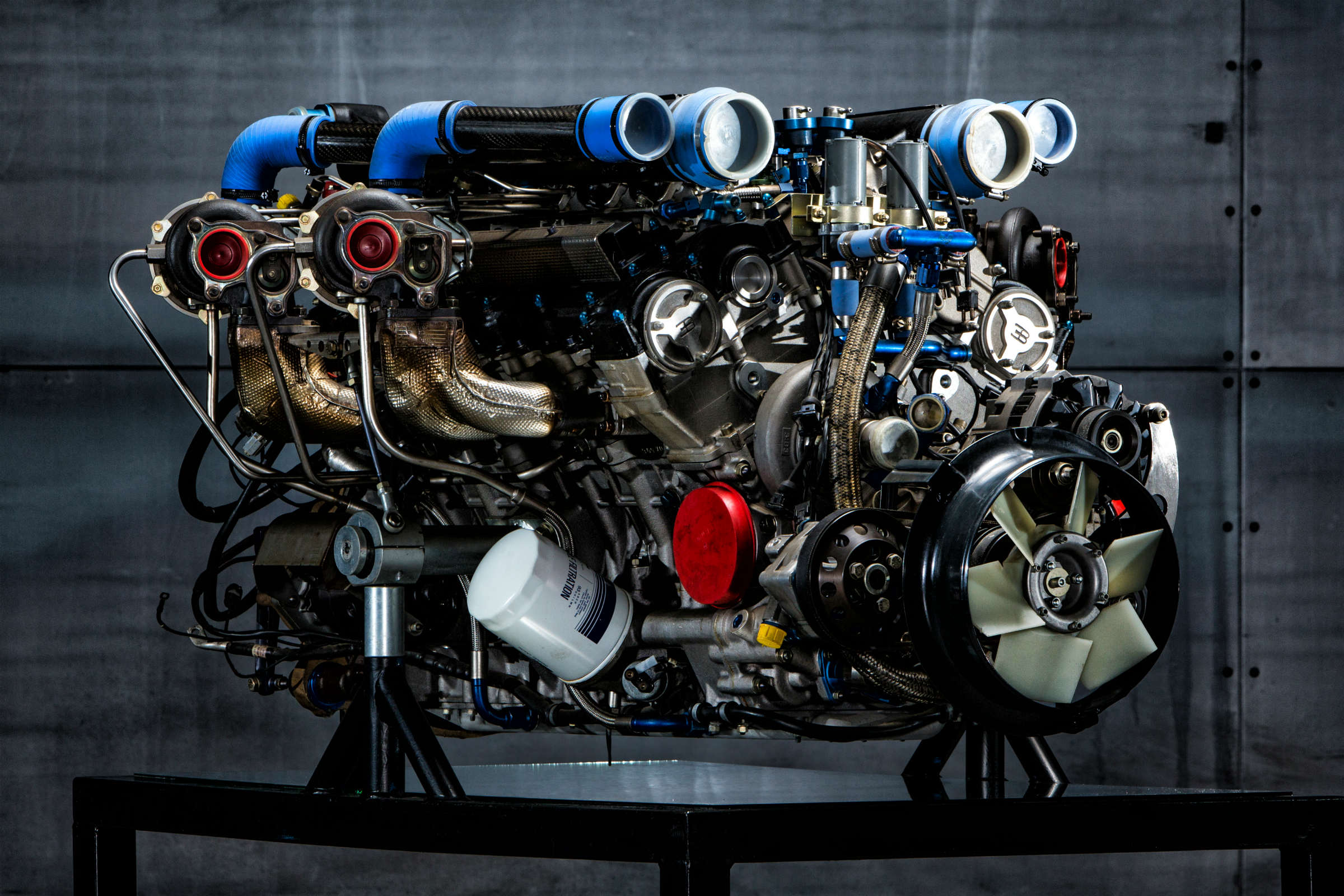 Bugatti EB110 nowy model 