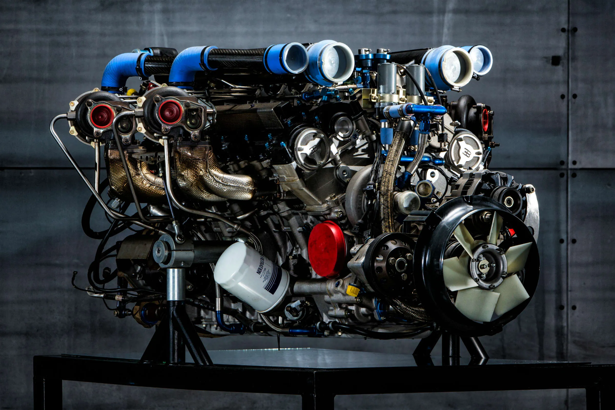 Bugatti EB110 nowy model 