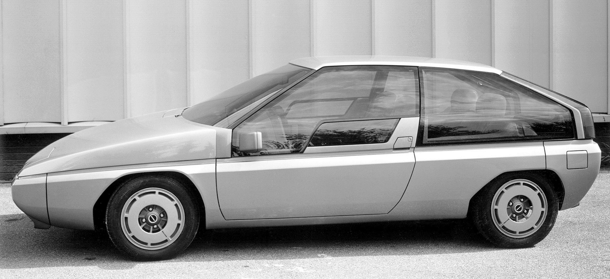 prototyp Mazda Aria
