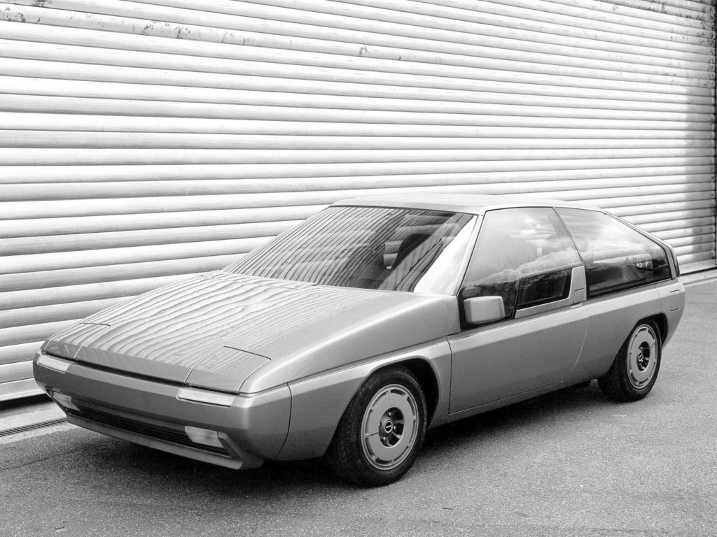 prototyp Mazda Aria 