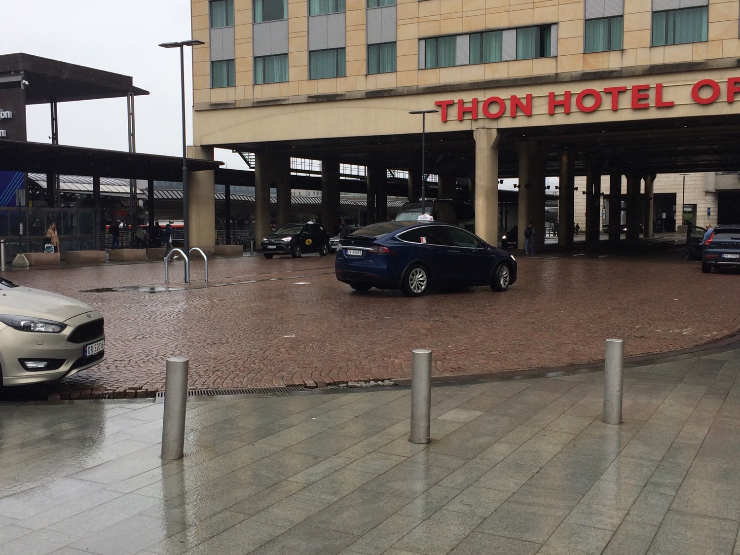 tesla model x norwegia cena 