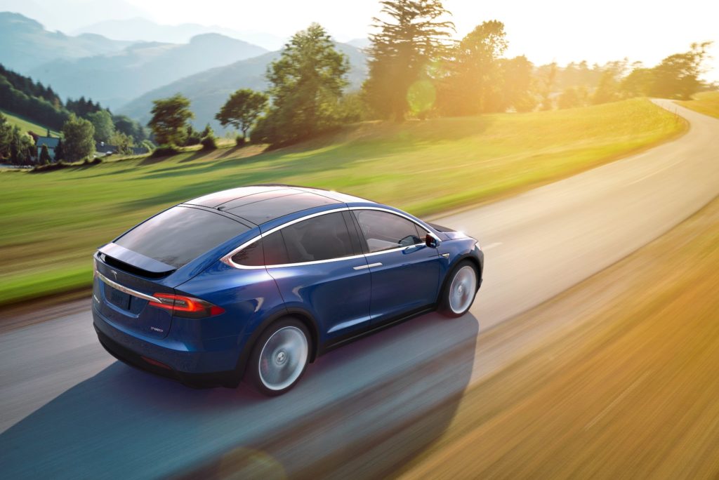 Tesla złamany pedał gazu 