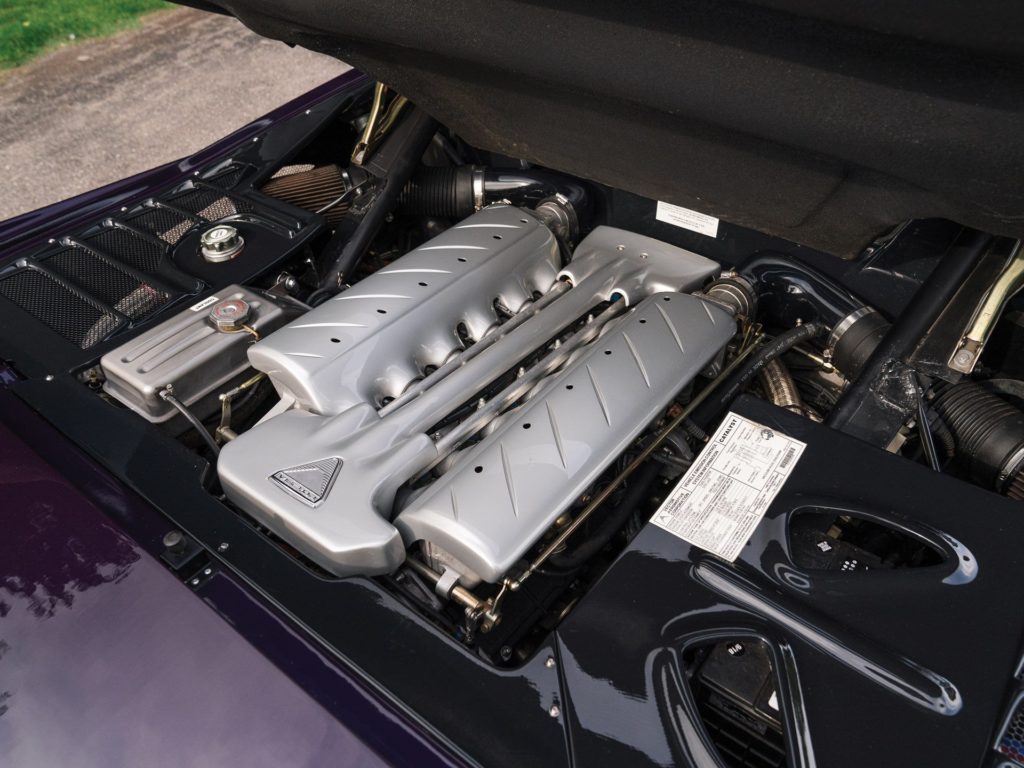 Vector M12 aukcja 
