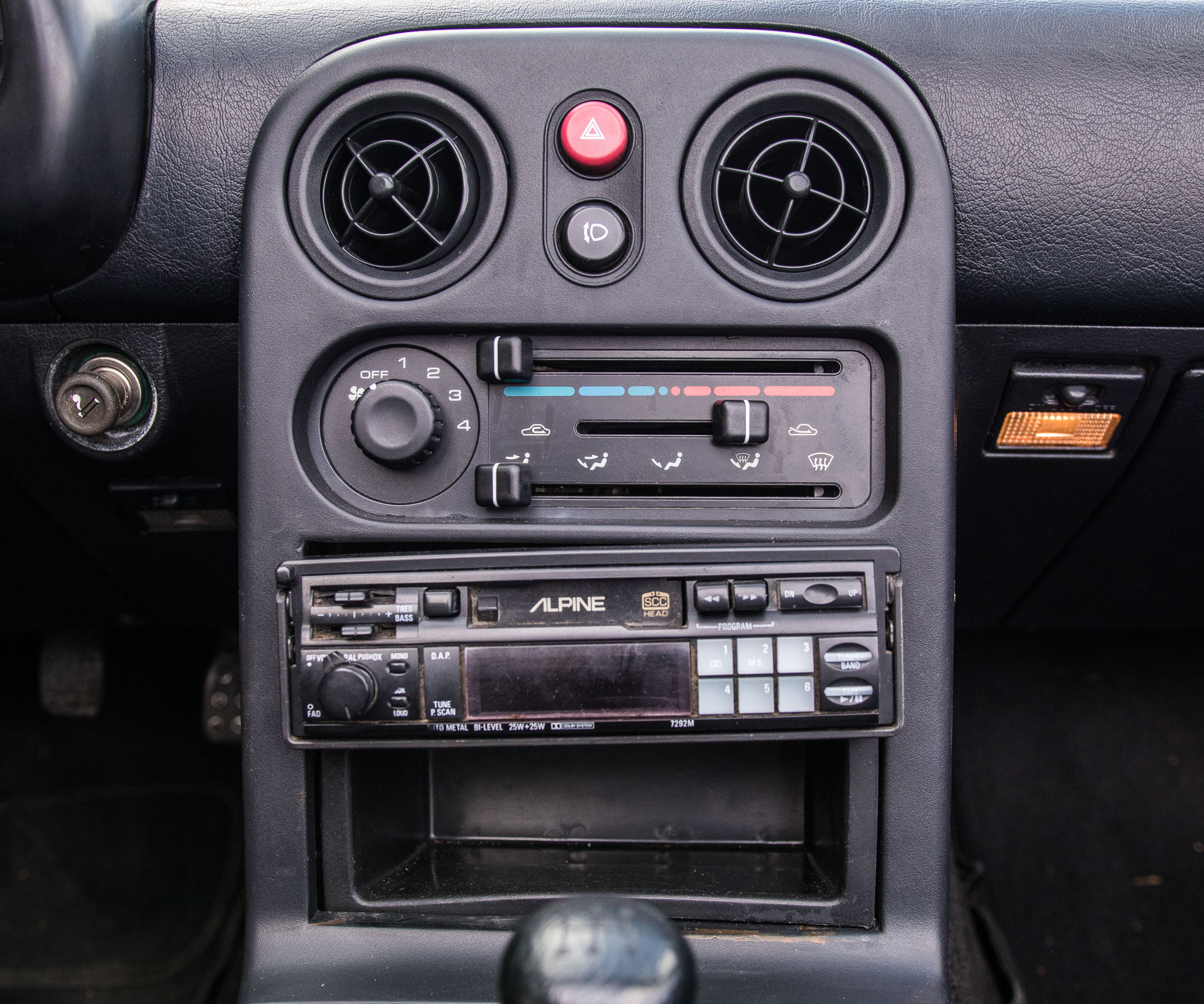 Mazda MX-5 NA używana 
