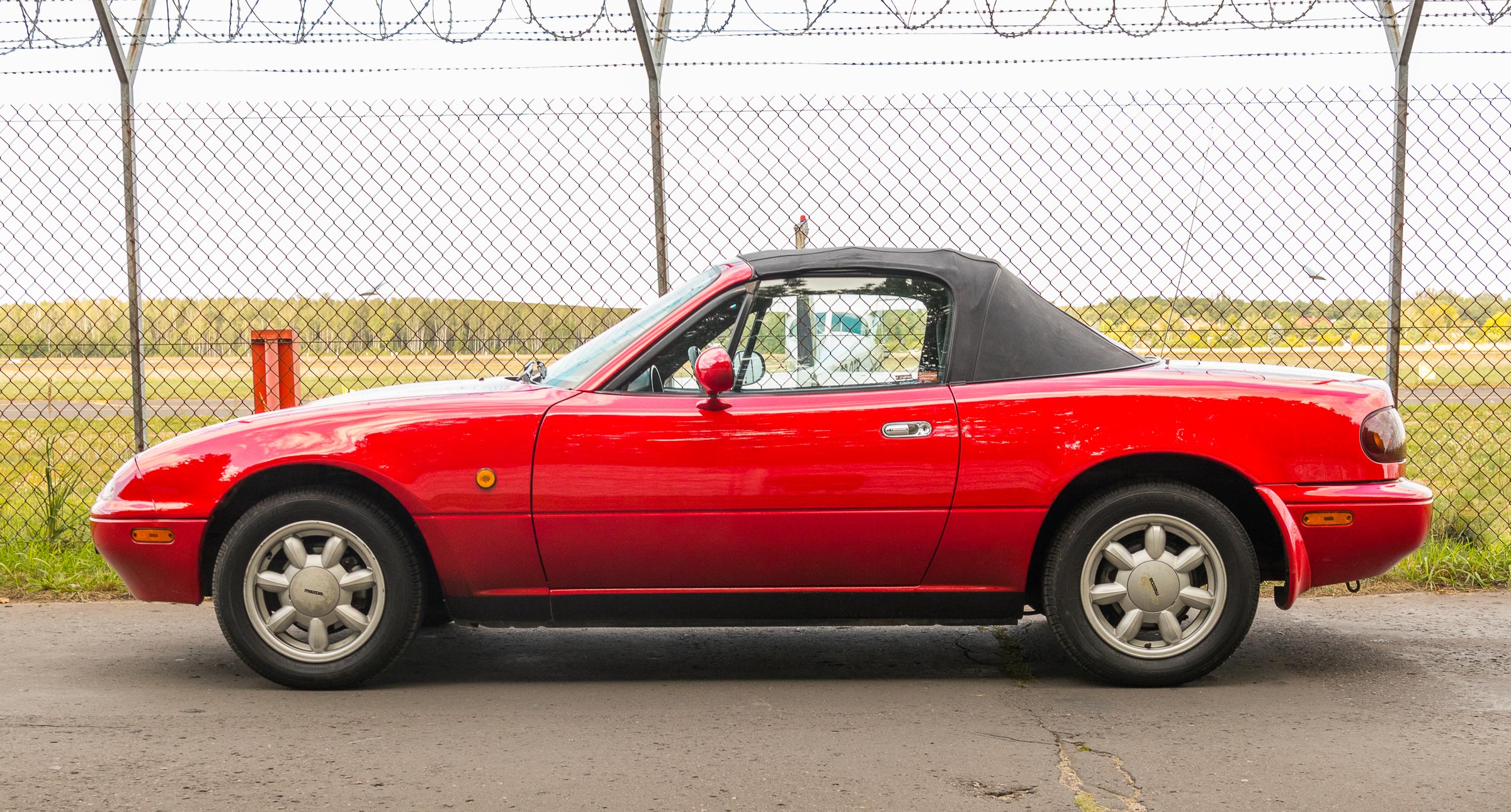 Mazda MX-5 NA używana 