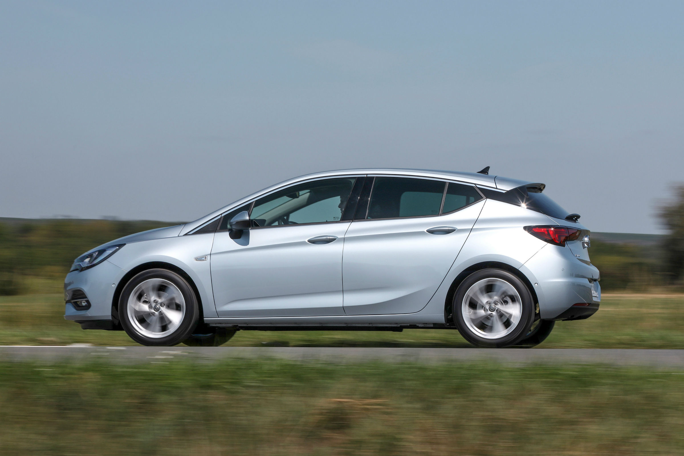 Nowy Opel Astra 