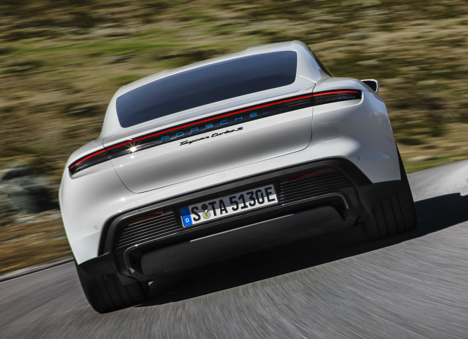 Porsche Taycan 