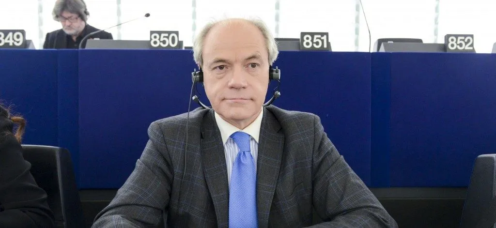 adam szejnfeld