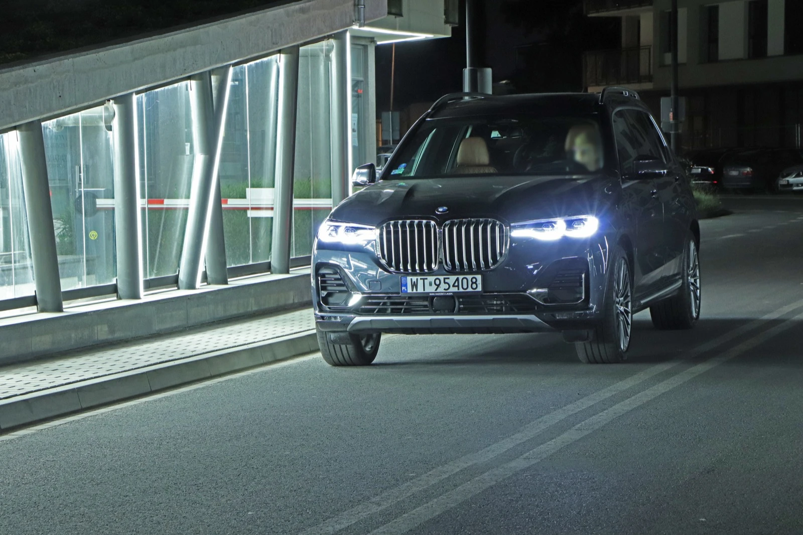 bmw x7 test 