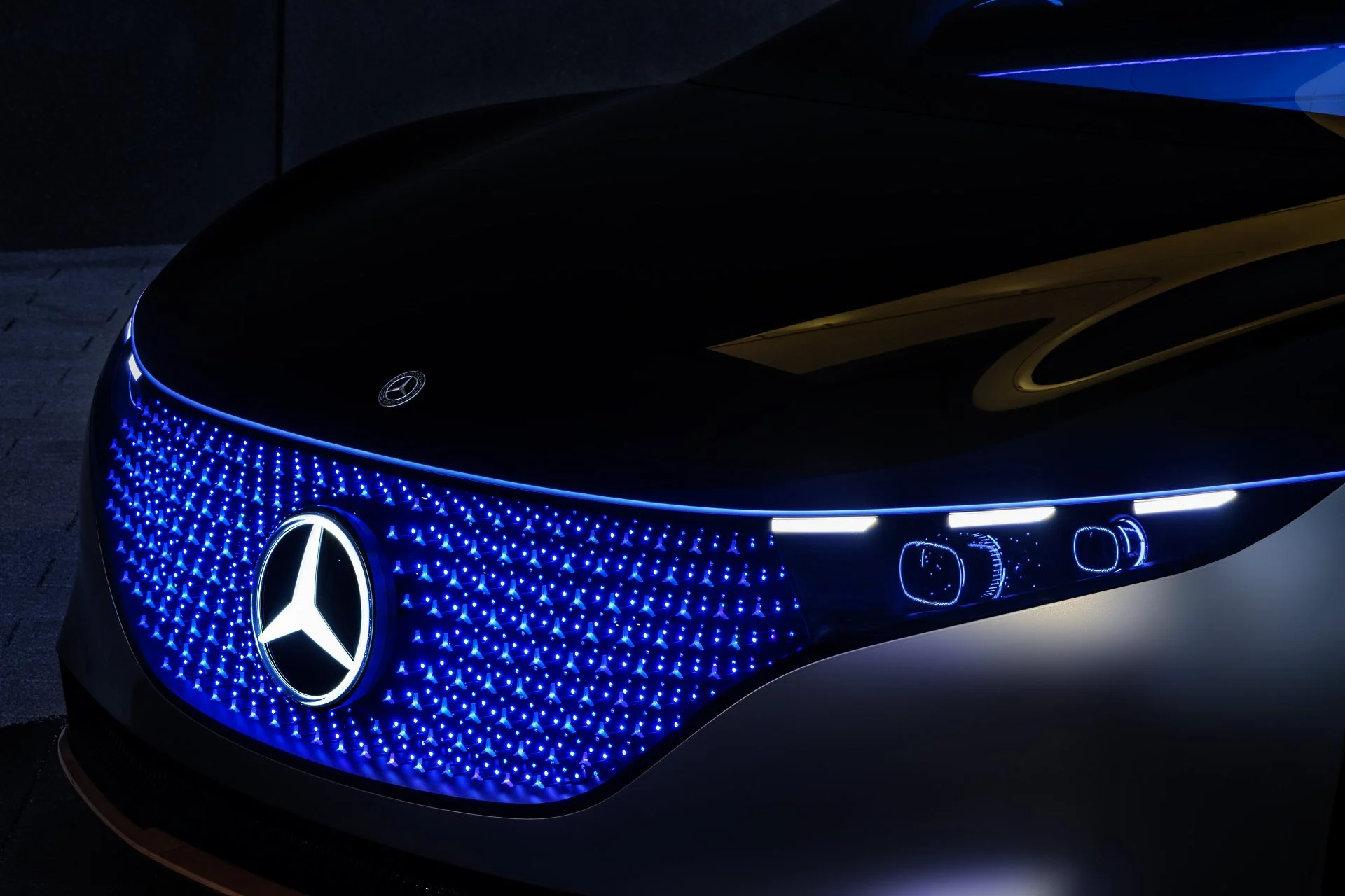 Mercedes EQS